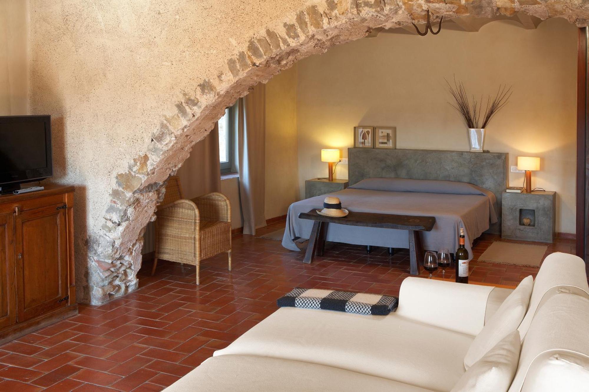 Hotel La Placa Madremanya Bagian luar foto