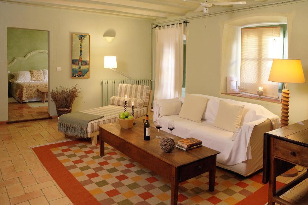Hotel La Placa Madremanya Bagian luar foto