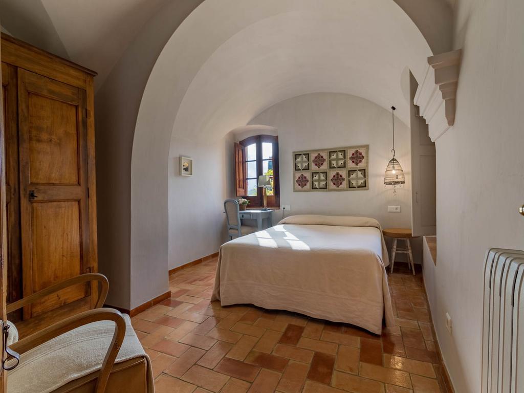 Hotel La Placa Madremanya Bagian luar foto