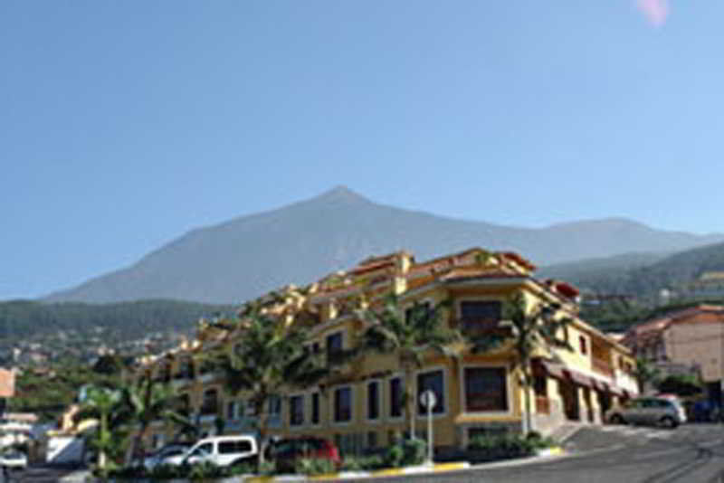 Hotel La Placa Madremanya Bagian luar foto